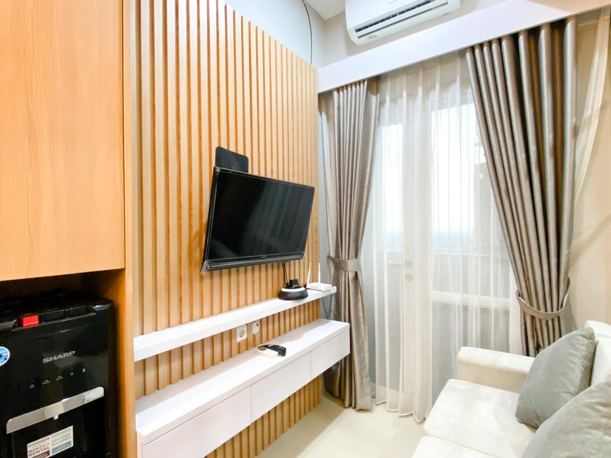 Homey And Minimalist 1Br Vasanta Innopark Apartment By Travelio Cikarang Exterior photo