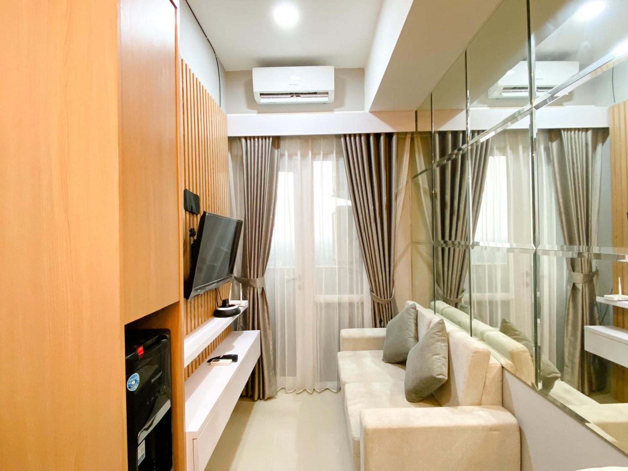 Homey And Minimalist 1Br Vasanta Innopark Apartment By Travelio Cikarang Exterior photo